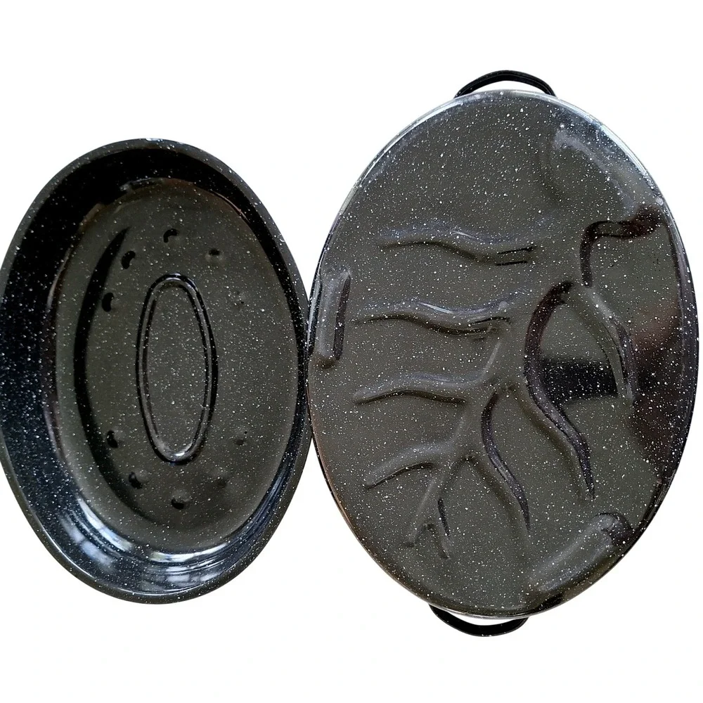 Vintage Granite Ware Black Speckled Covered Oval Roasting Pan with Lid